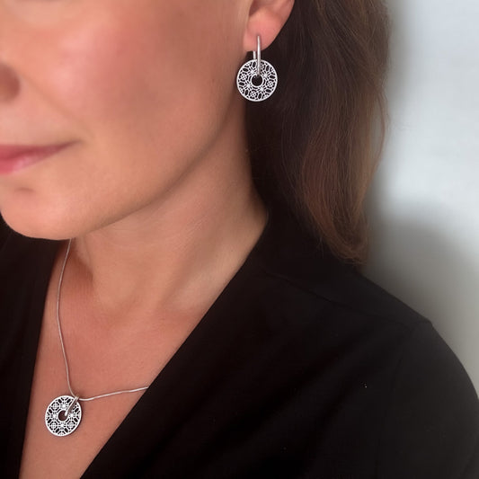 Donna Hoops in Silver