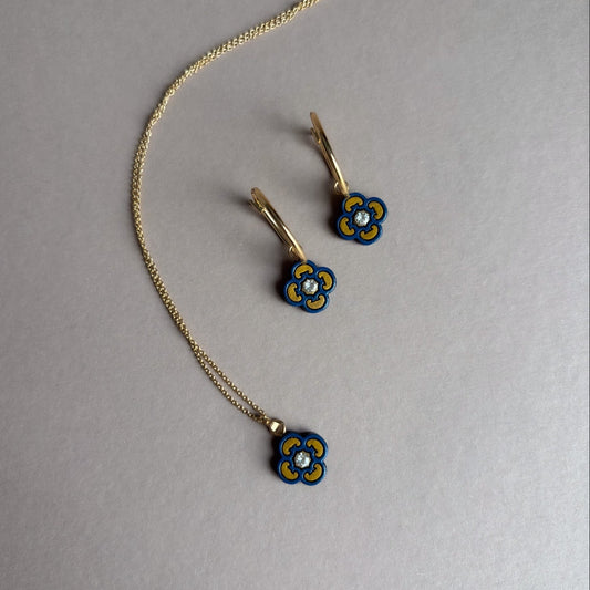 Clover Hoops in Blue & Gold