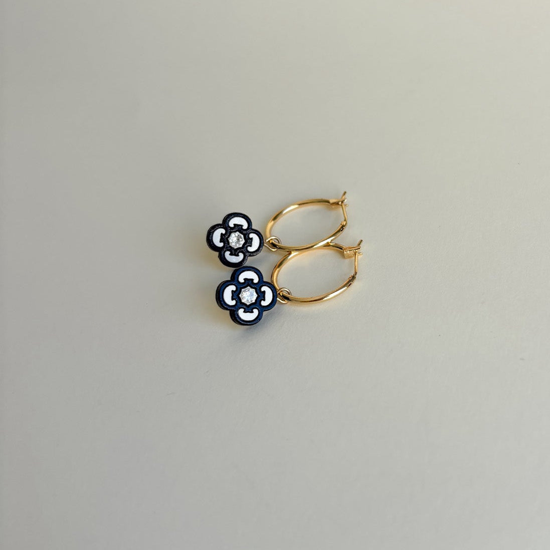 Clover Hoops in Black & White