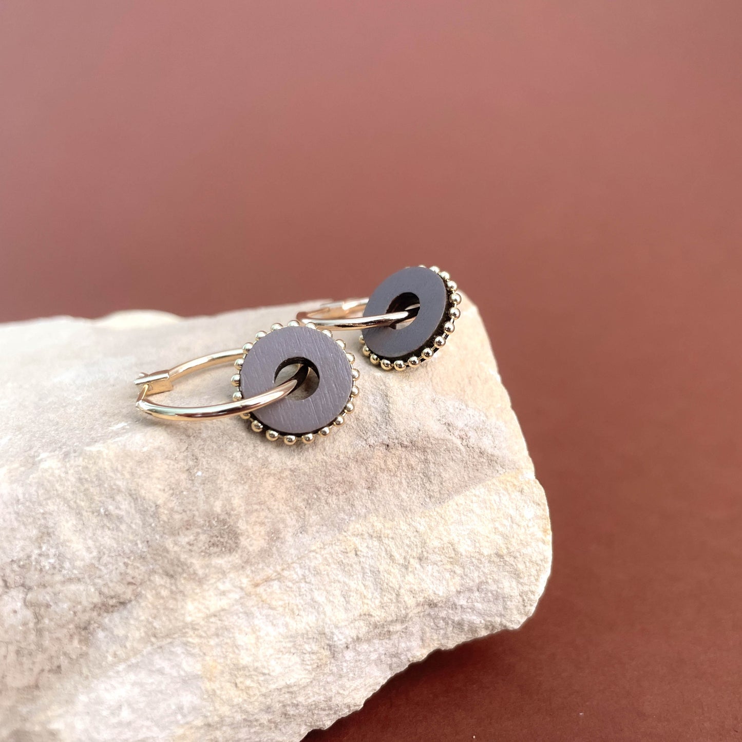 Cleo Reversible Charm Hoops in Black & Brown