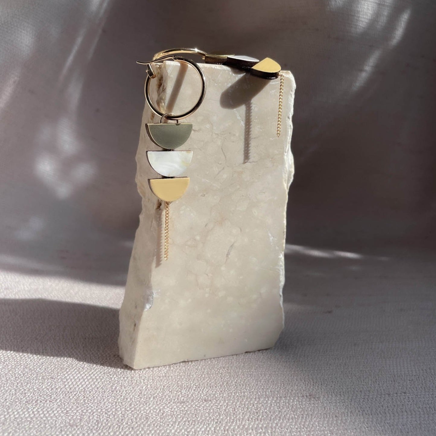 Aurora Hoop Earrings in Café au lait