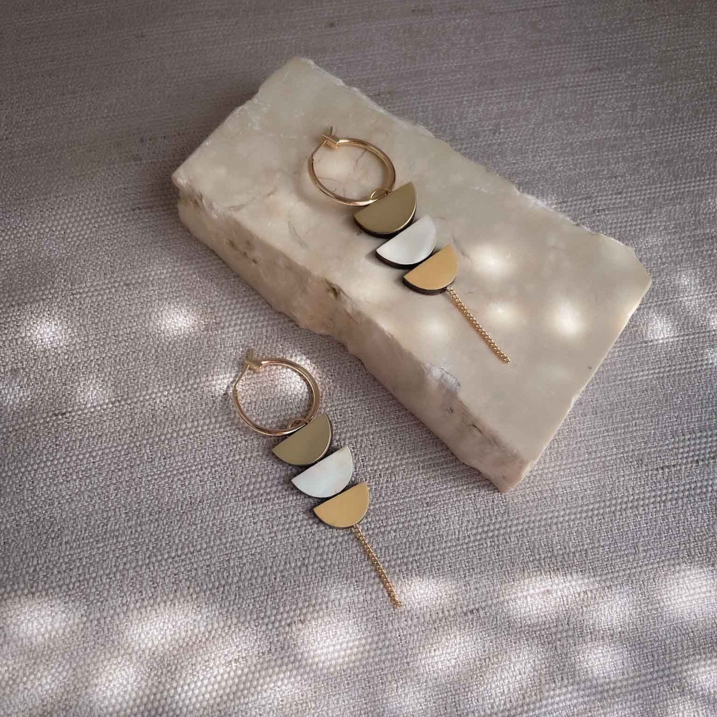 Aurora Hoop Earrings in Café au lait