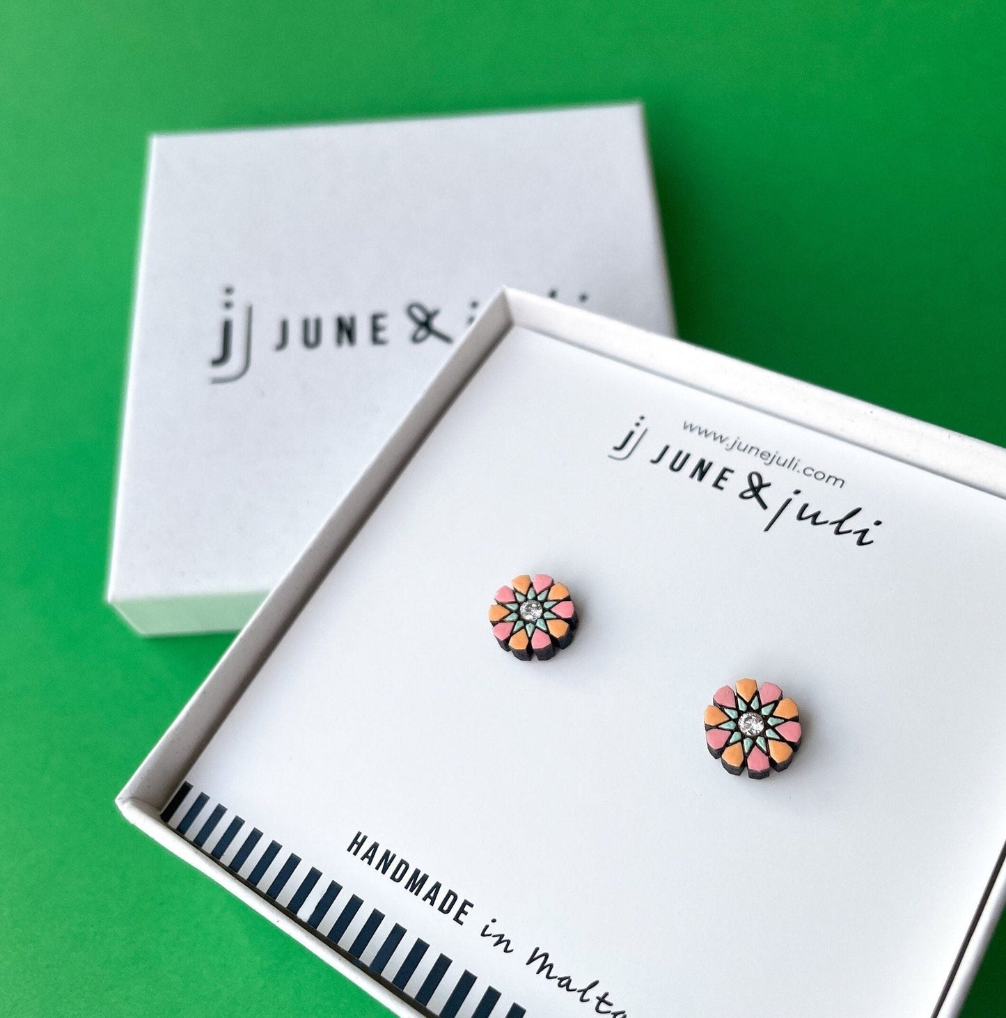 Ronda Stud Earrings in Ivory and Apricot