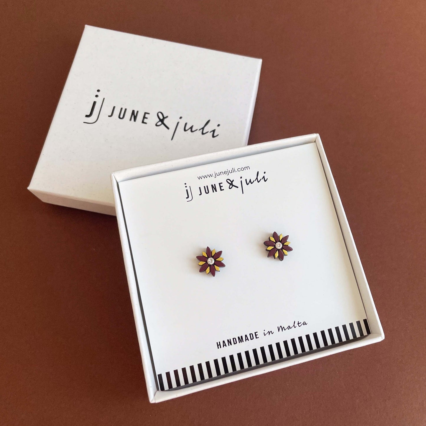 Poinsetta Star Stud Earrings in Gold & Brown