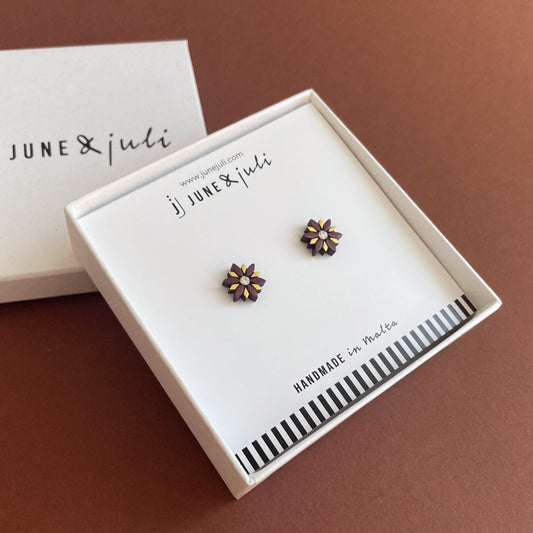 Poinsetta Star Stud Earrings in Gold & Brown