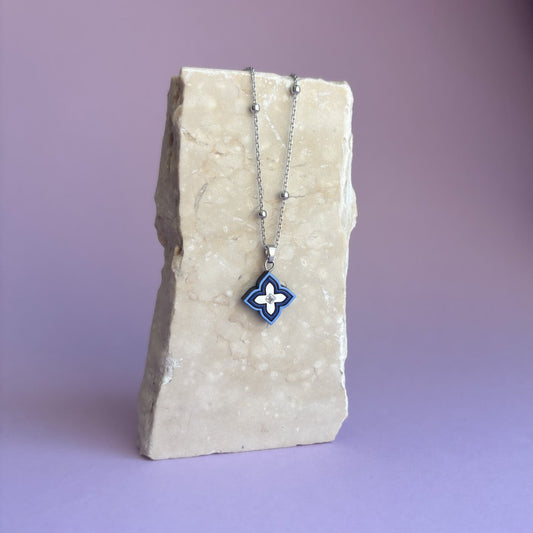 Pipa Necklace Blue on Silver
