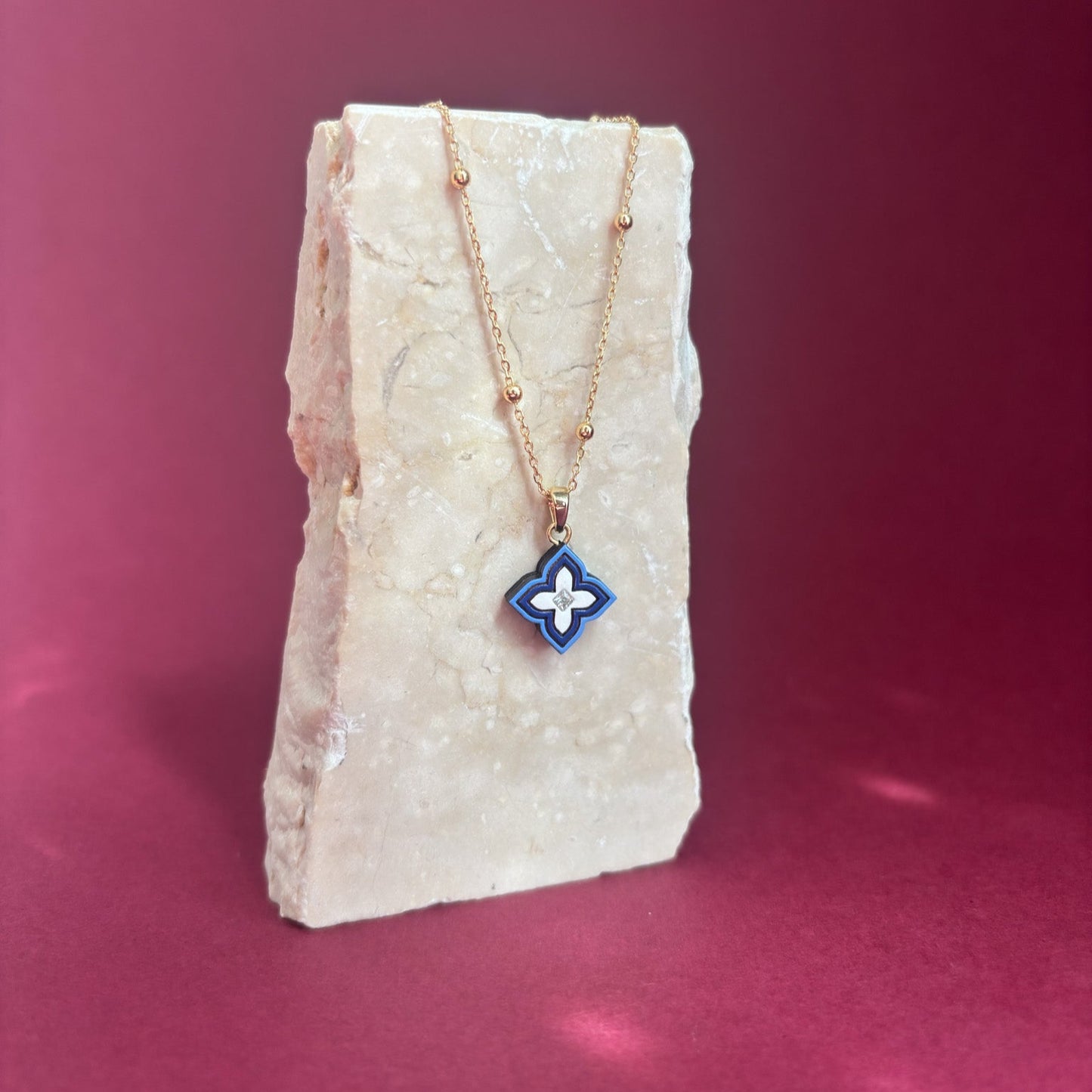 Pipa Necklace Blue on Gold