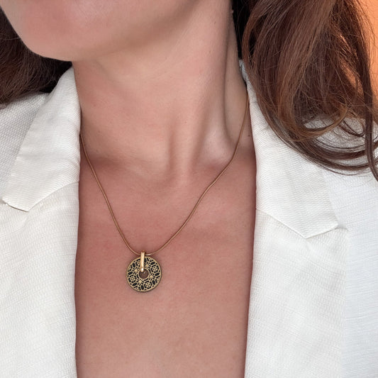 Donna Necklace in Gold