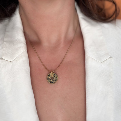 Donna Necklace in Gold