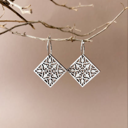 Carmen Hoops in Silver