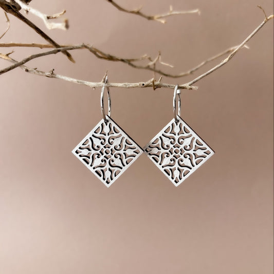 Carmen Hoops in Silver