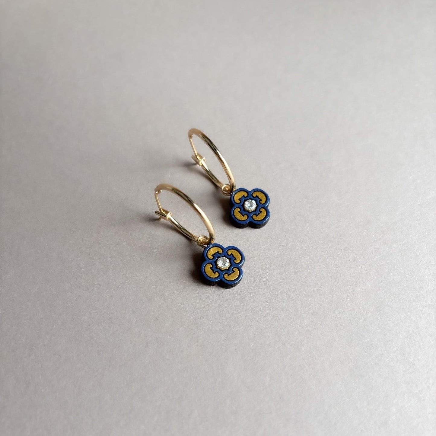 Clover Hoops in Blue & Gold