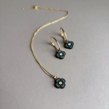 Small Clover Charm Necklace Blue & Gold