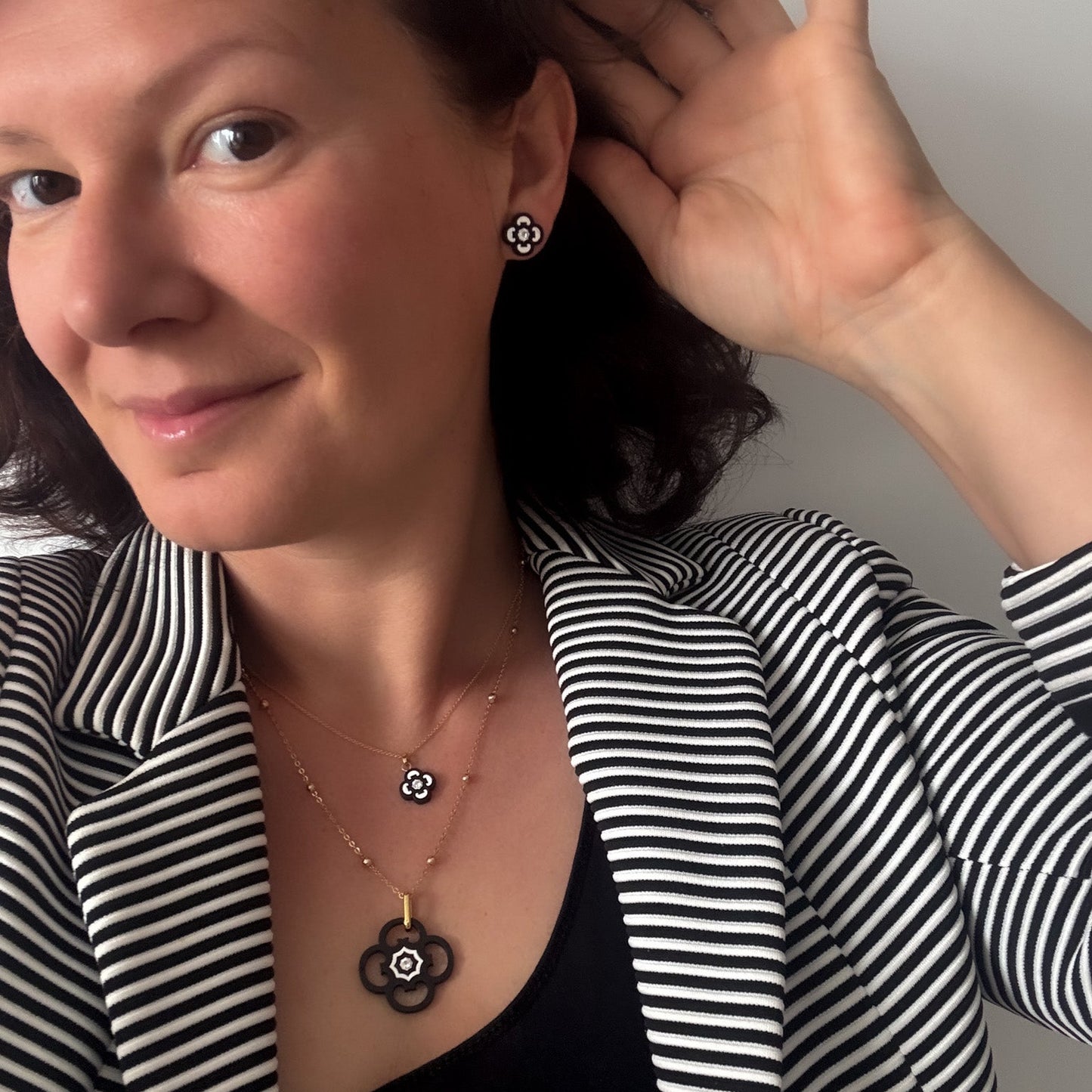 Large Clover Necklace Black & White